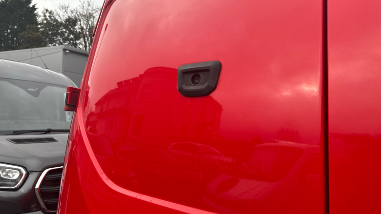 Ford Transit Custom 300 L2 Diesel Fwd 2.0 EcoBlue 130ps High Roof Limited Van